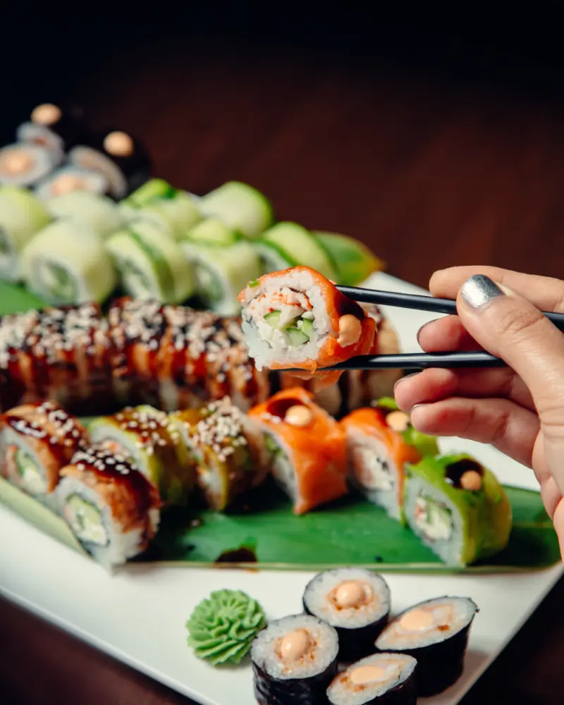 Assortiment de sushis frais préparés du jour